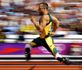 官方娱乐平台-跨界炸裂，当足球战火点燃篮球场，体育叙事如何突破次元壁？跨界炸裂，当足球战火点燃篮球场，体育叙事如何突破次元壁？